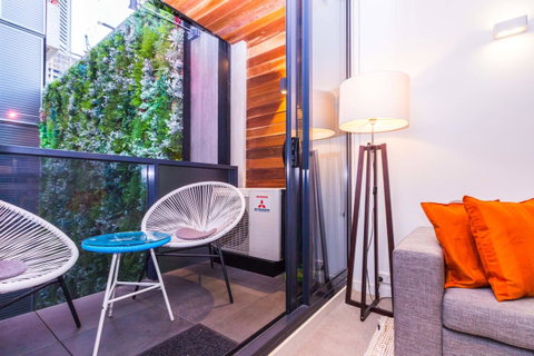 Stay Like Home - Accommodation Burleigh 7