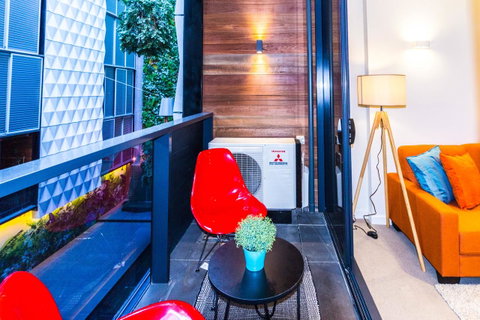 Stay Like Home - Accommodation Burleigh 38