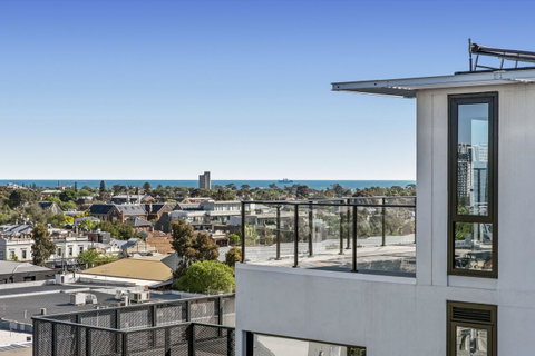Melbourne City Apartments - Teri - Accommodation Burleigh 23
