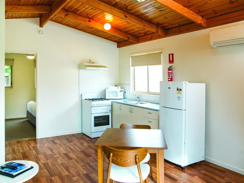 Amaroo Park - Accommodation Burleigh 34