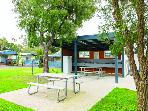 Amaroo Park - Accommodation Burleigh 24