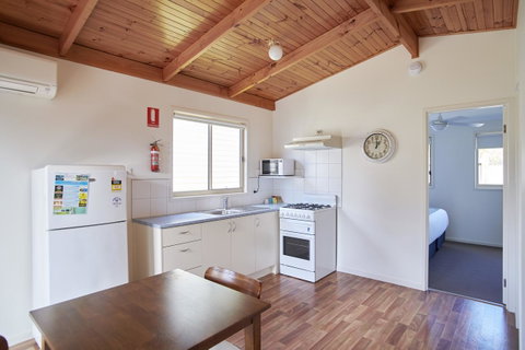 Amaroo Park - Accommodation Burleigh 11