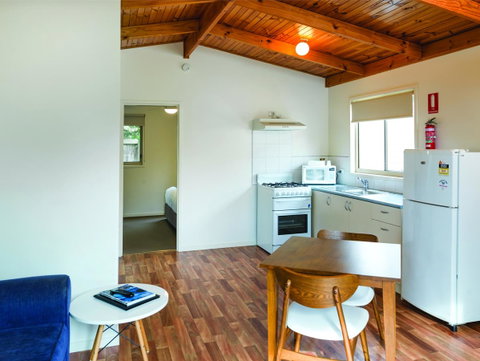 Amaroo Park - Accommodation Burleigh 35