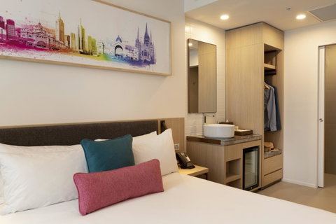 Ibis Melbourne Central - Accommodation Burleigh 40