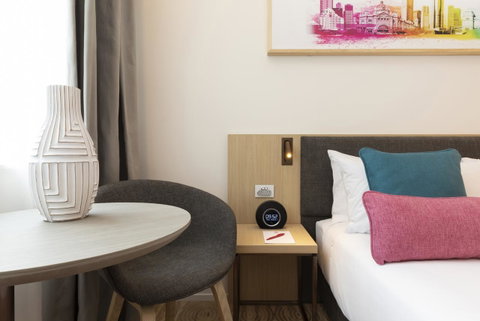 Ibis Melbourne Central - Accommodation Burleigh 41