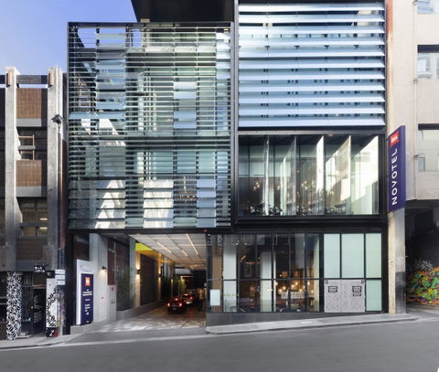Ibis Melbourne Central - Accommodation Burleigh 2