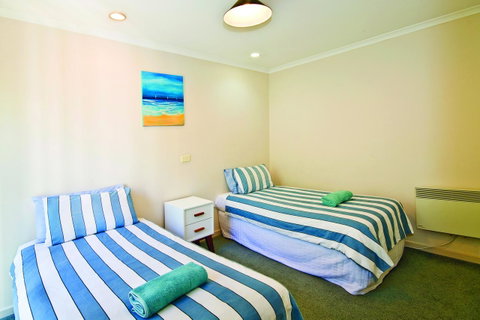 Anchorage Motel & Villas Lorne - Accommodation Burleigh 31