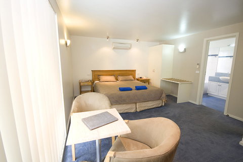 Anchorage Motel & Villas Lorne - Accommodation Burleigh 9