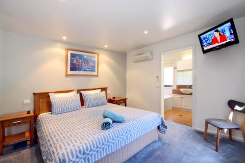 Anchorage Motel & Villas Lorne - Accommodation Burleigh 2