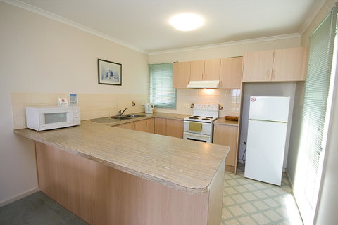 Anchorage Motel & Villas Lorne - Accommodation Burleigh 25