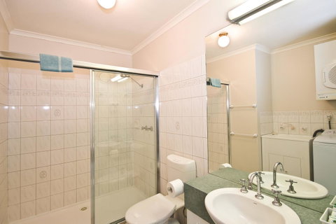 Anchorage Motel & Villas Lorne - Accommodation Burleigh 33