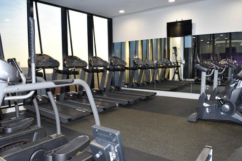 Melbourne SkyHigh Apartments - Accommodation Burleigh 21