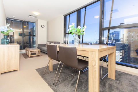 Melbourne SkyHigh Apartments - Accommodation Burleigh 4