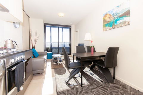 Melbourne SkyHigh Apartments - Accommodation Burleigh 9