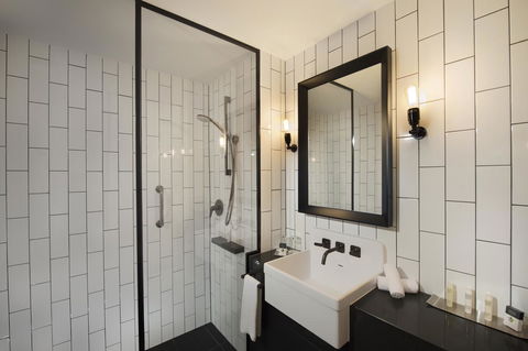 DoubleTree By Hilton Melbourne - Accommodation Burleigh 15