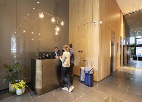 Novotel Melbourne Central - Accommodation Burleigh 17