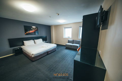 Nomads Melbourne Backpackers - Accommodation Burleigh 23