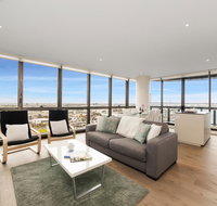 Best Views on Collins - Accommodation Burleigh