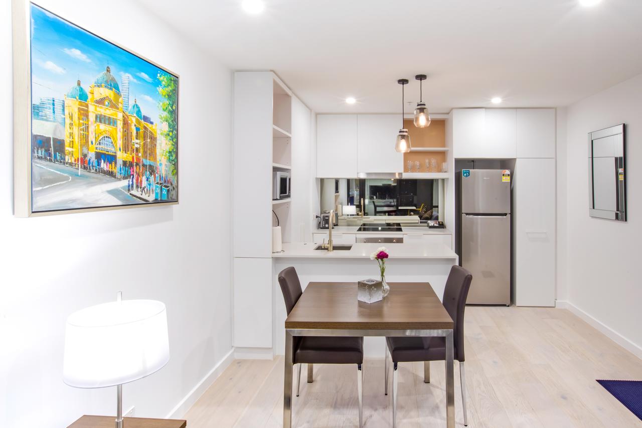 West Melbourne VIC Accommodation Burleigh