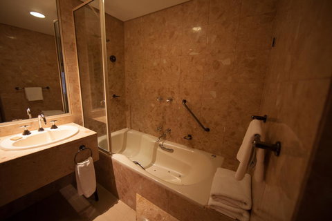 CitiClub Hotel Melbourne - Accommodation Burleigh 23