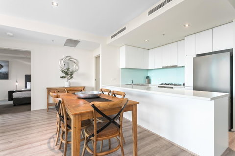 Waterfront Melbourne Apartments - Accommodation Burleigh 17