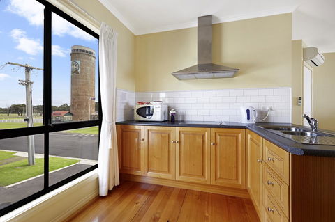 Clifftop Apartments Portland Vic - Accommodation Burleigh 10