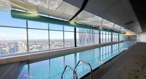 La Maison - Great View, Free Parking, Pool, Gym, Perfectly Located 2BR Apartment - Accommodation Burleigh 29