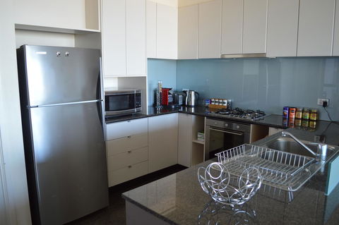 3BR Apartment At Victoria Tower Southbank - Accommodation Burleigh 4