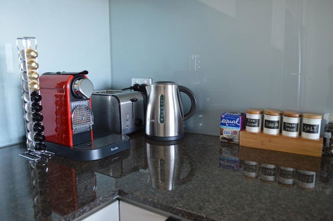3BR Apartment At Victoria Tower Southbank - Accommodation Burleigh 6