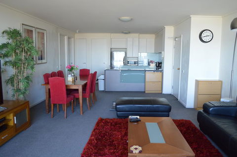 3BR Apartment At Victoria Tower Southbank - Accommodation Burleigh 1