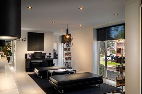 BEST WESTERN PLUS Travel Inn - Accommodation Burleigh 14