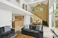 Book Ocean Grove Accommodation Vacations Accommodation Burleigh Accommodation Burleigh