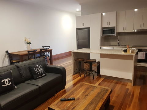 Sublime Spa Apartments - Accommodation Burleigh 5