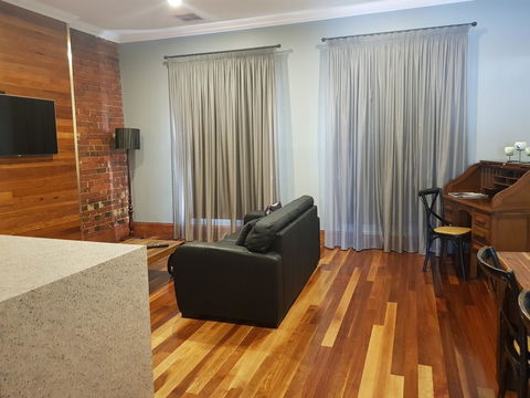 Sublime Spa Apartments - Accommodation Burleigh 3