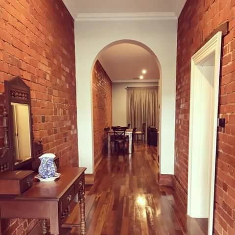 Sublime Spa Apartments - Accommodation Burleigh 9