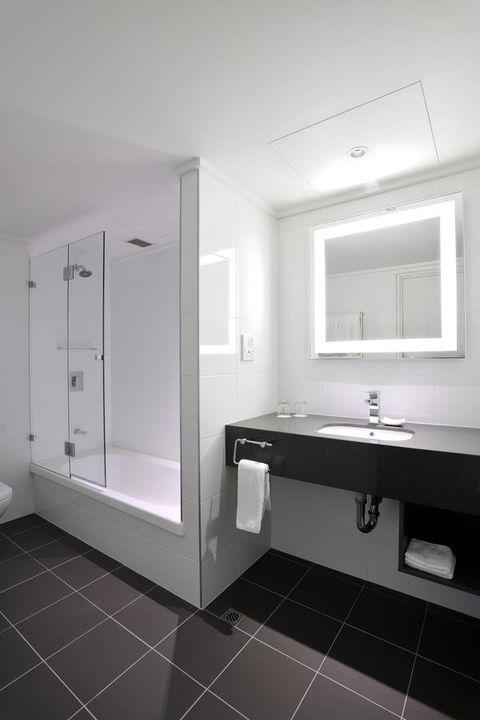 Novotel Melbourne On Collins - Accommodation Burleigh 22