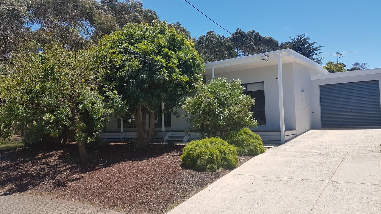 Wimbledon Heights VIC Accommodation Burleigh