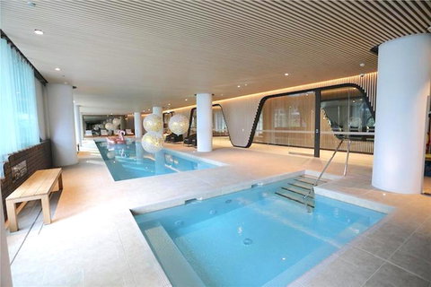 Pride Docklands Waterfront Apartment City View - Accommodation Burleigh 19