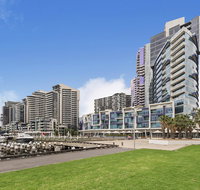 Docklands Private Collection - New Quay - Accommodation Burleigh
