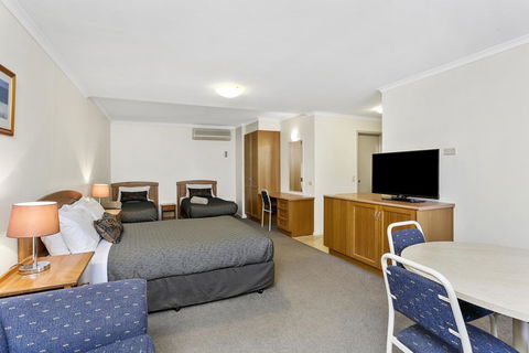 Comfort Inn Warrnambool International - Accommodation Burleigh 32