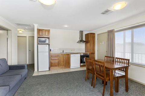 Comfort Inn Warrnambool International - Accommodation Burleigh 35