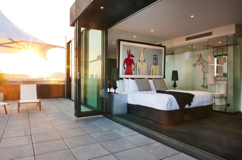The Cullen Melbourne - Art Series - Accommodation Burleigh 19