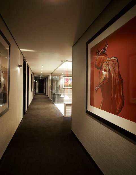 The Cullen Melbourne - Art Series - Accommodation Burleigh 33