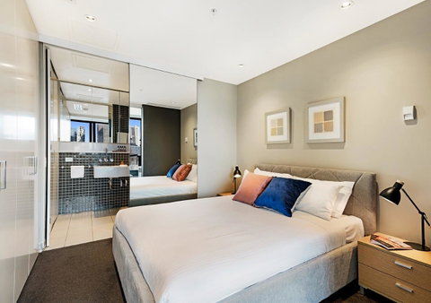 Corporate Keys - Freshwater Place - Accommodation Burleigh 7