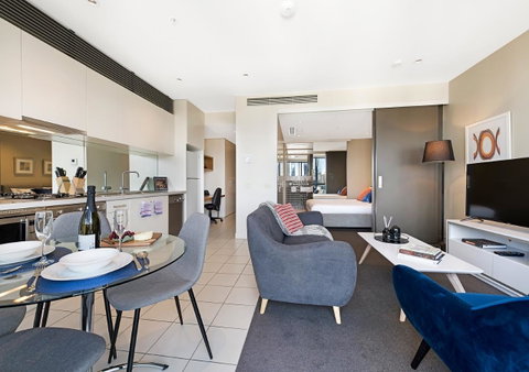 Corporate Keys - Freshwater Place - Accommodation Burleigh 8