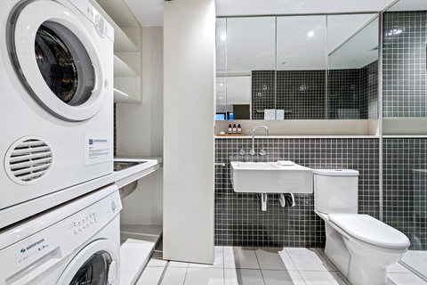 Corporate Keys - Freshwater Place - Accommodation Burleigh 20