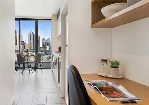 Corporate Keys - Freshwater Place - Accommodation Burleigh 4