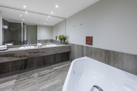 View Melbourne - Accommodation Burleigh 9