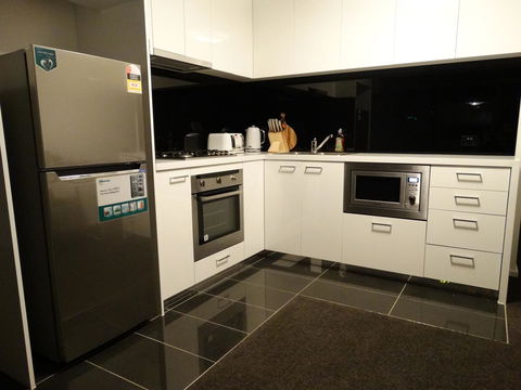 Cloud9 Luxury Apartments - Accommodation Burleigh 5