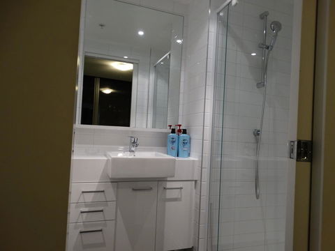 Cloud9 Luxury Apartments - Accommodation Burleigh 9